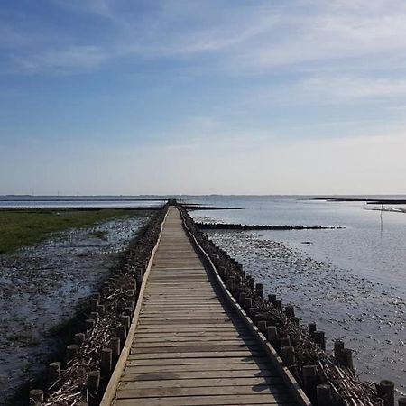 Wohnmobilstellplatz Hemenswarft An Der Nordsee - Meerblick Emmelsbüll-Horsbüll 外观 照片